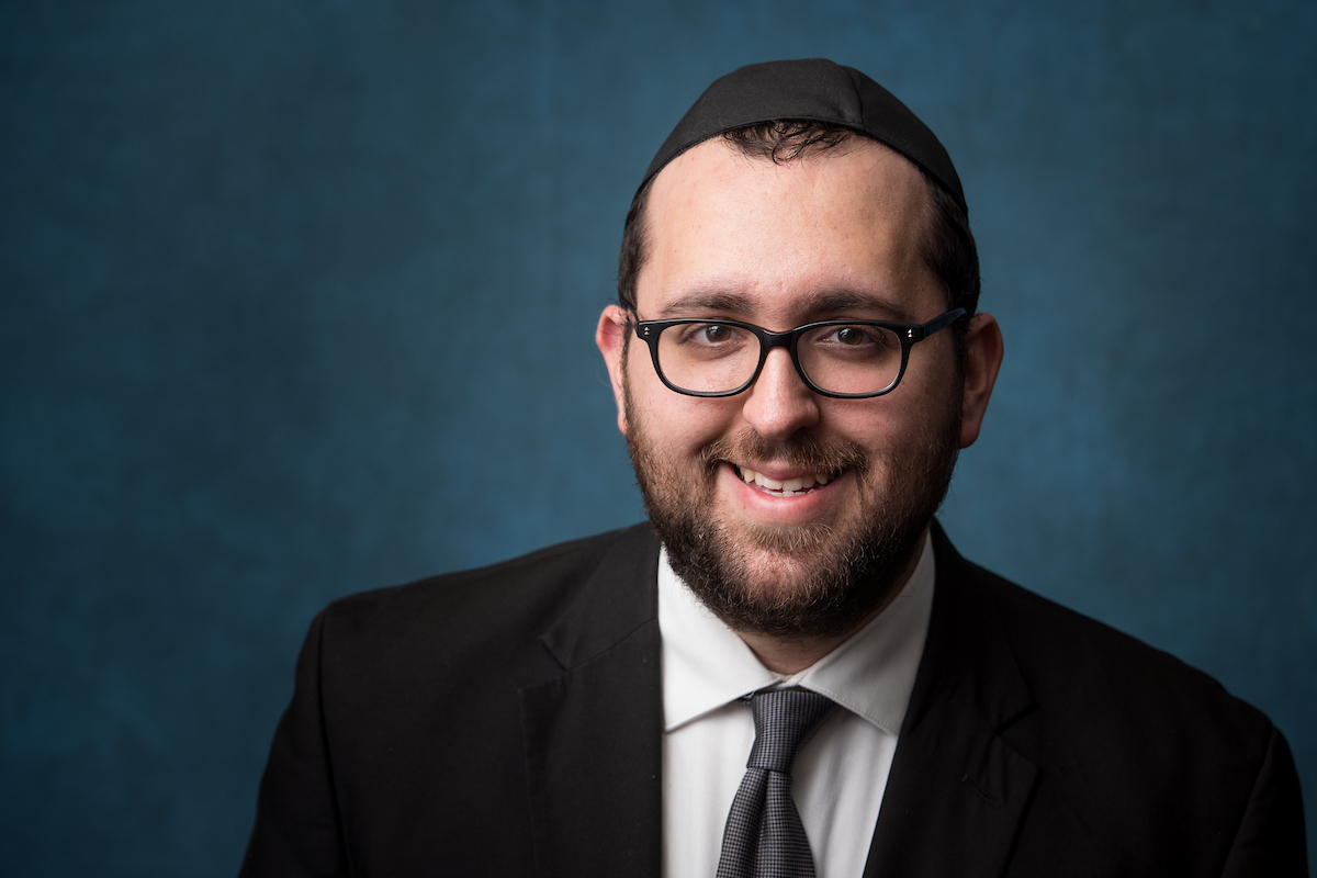 Азриэль Кушнир