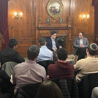 Кауфман и Халперн выступают